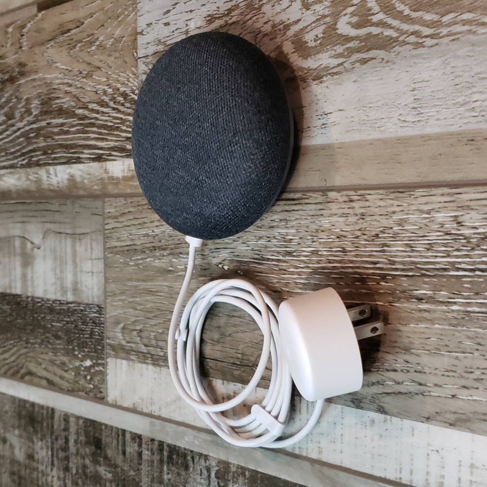 Google Home Mini--Smart Speaker w/Google Assistant